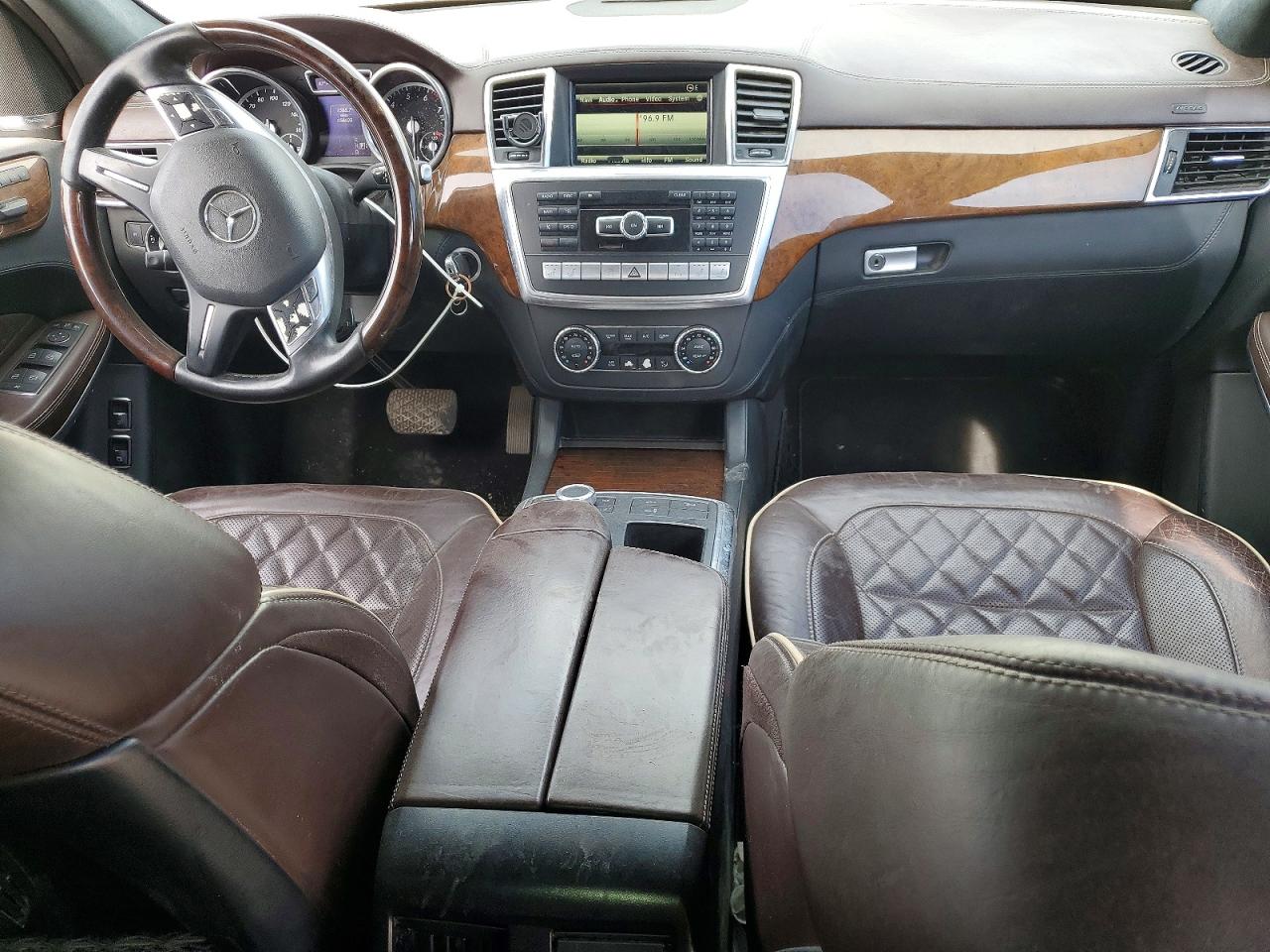 2014 Mercedes-benz Gl 550 4matic White vin: 4JGDF7DE6EA345299