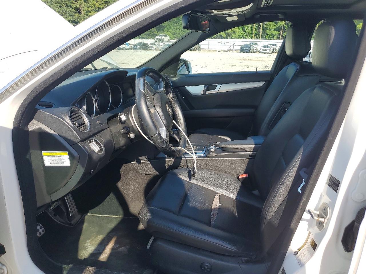 2014 Mercedes-benz C 300 4matic White vin: WDDGF8AB8ER319506