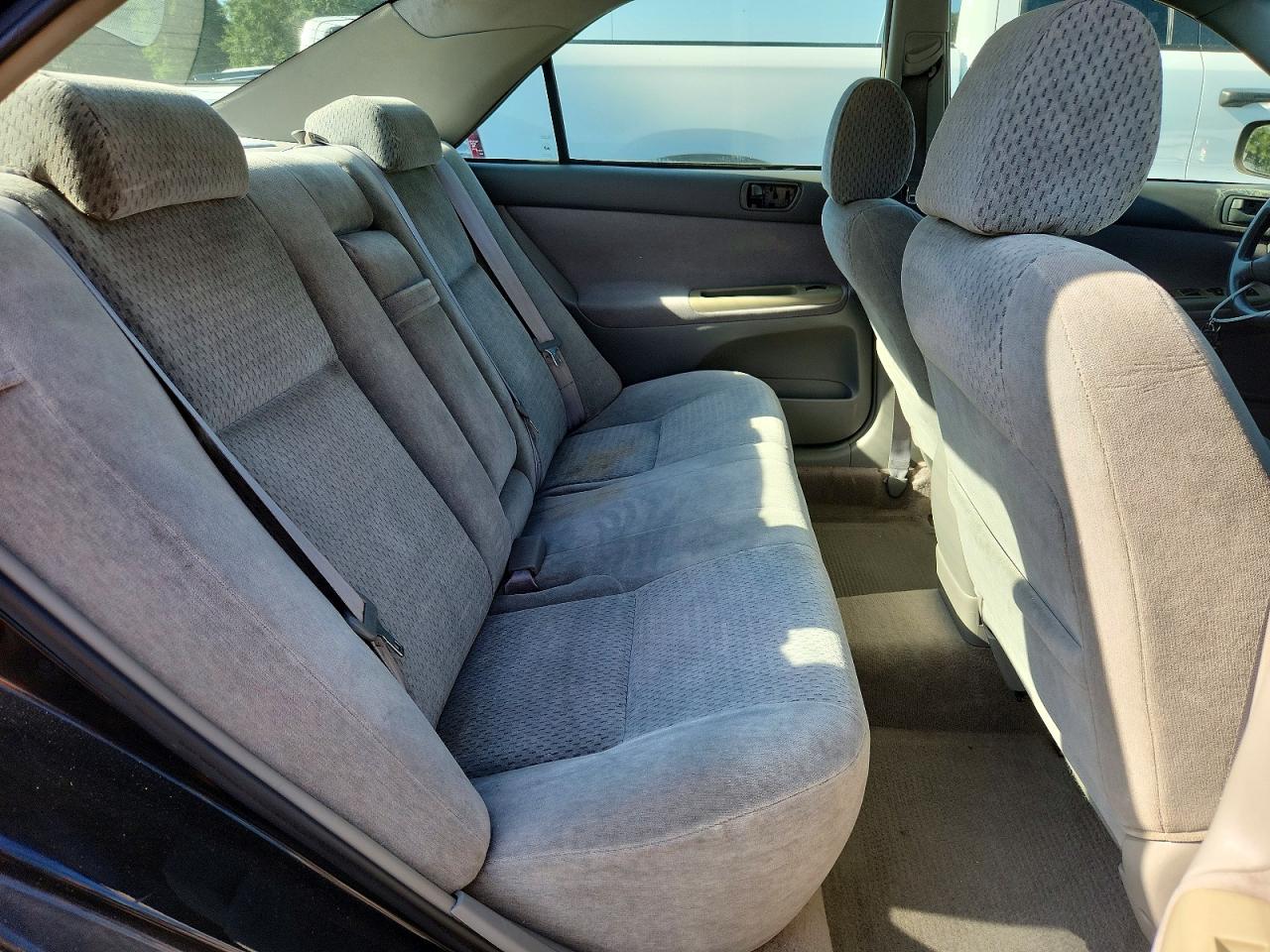 2002 Toyota Camry Le Black vin: 4T1BE32K42U085524