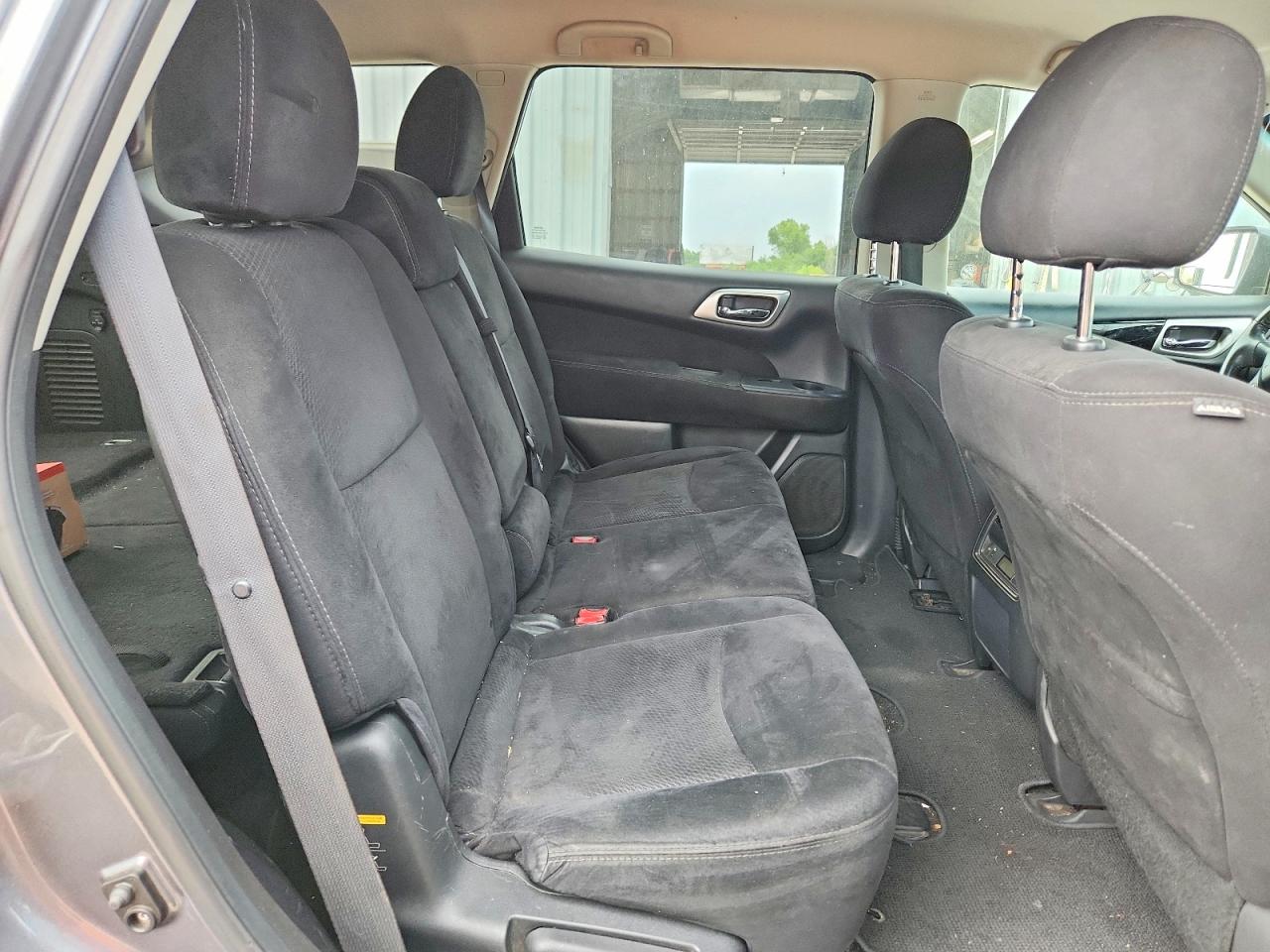 2015 Nissan Pathfinder Sv Gray vin: 5N1AR2MM0FC672422