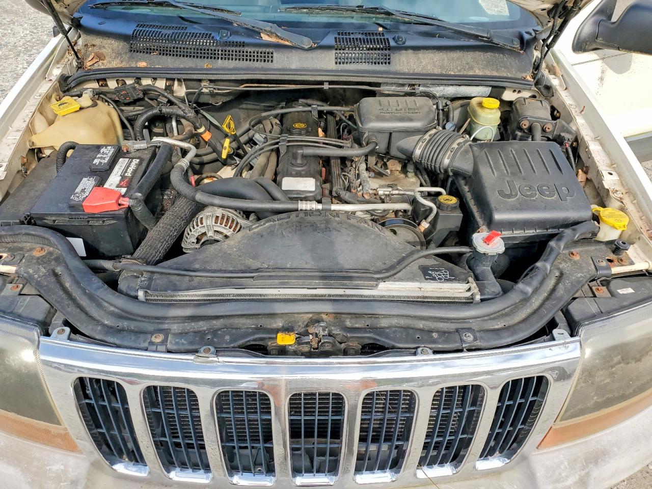2001 Jeep Grand Cherokee Laredo White vin: 1J4GW48S11C718306
