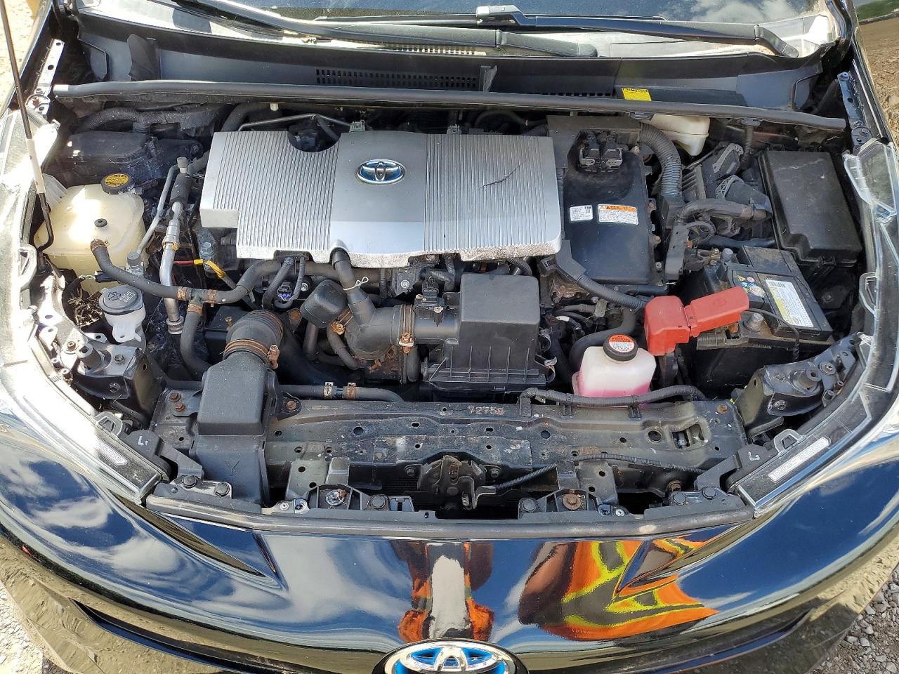 2016 Toyota Prius Four Белый vin: JTDKARFU5G3501950