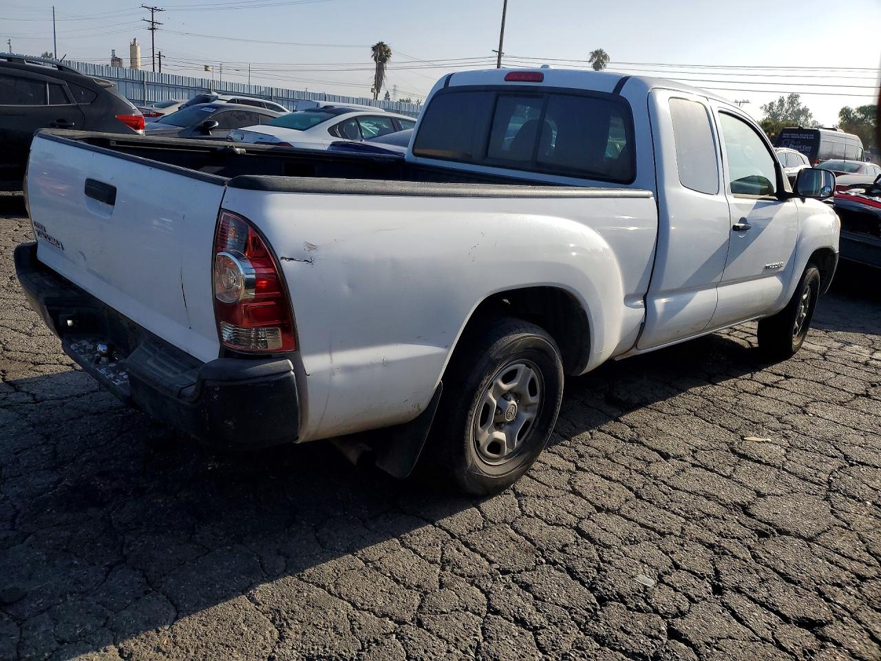 2009 Toyota Tacoma Access Cab White vin: 5TETX22N79Z608043