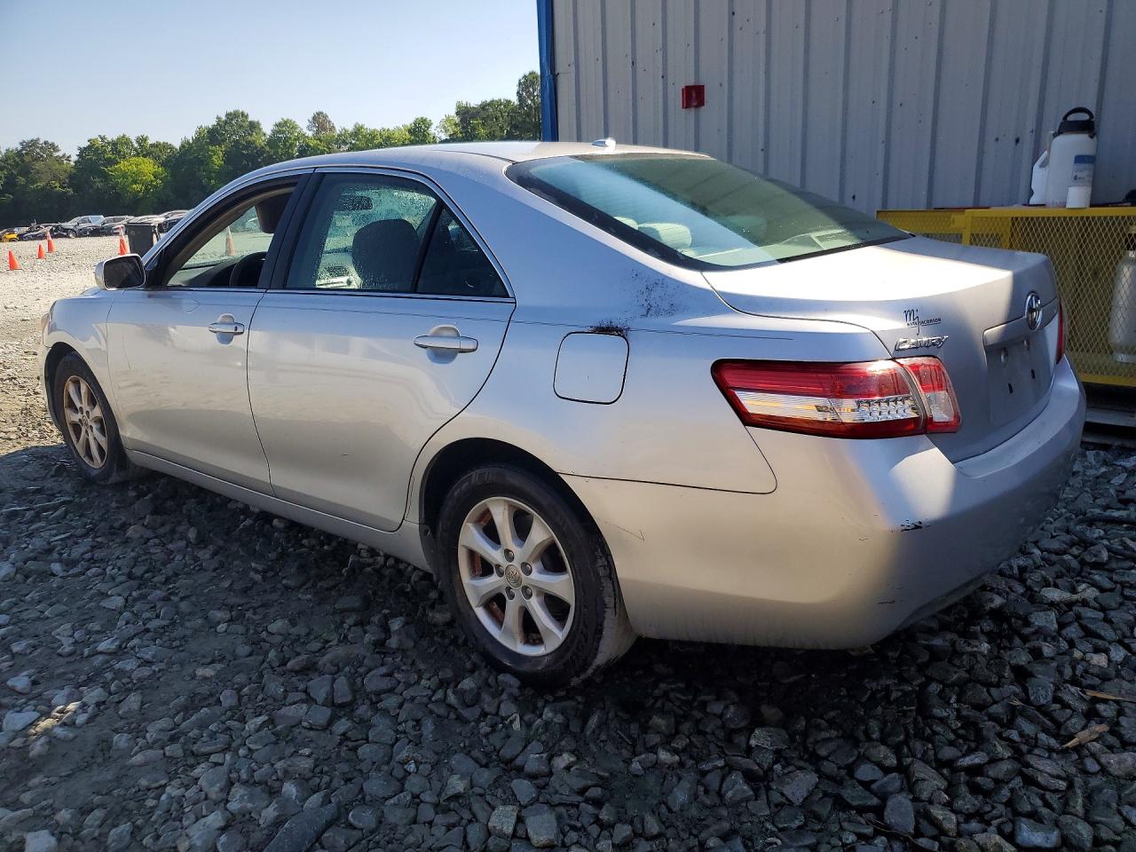 2011 Toyota Camry Le Silver vin: 4T1BF3EK7BU133624