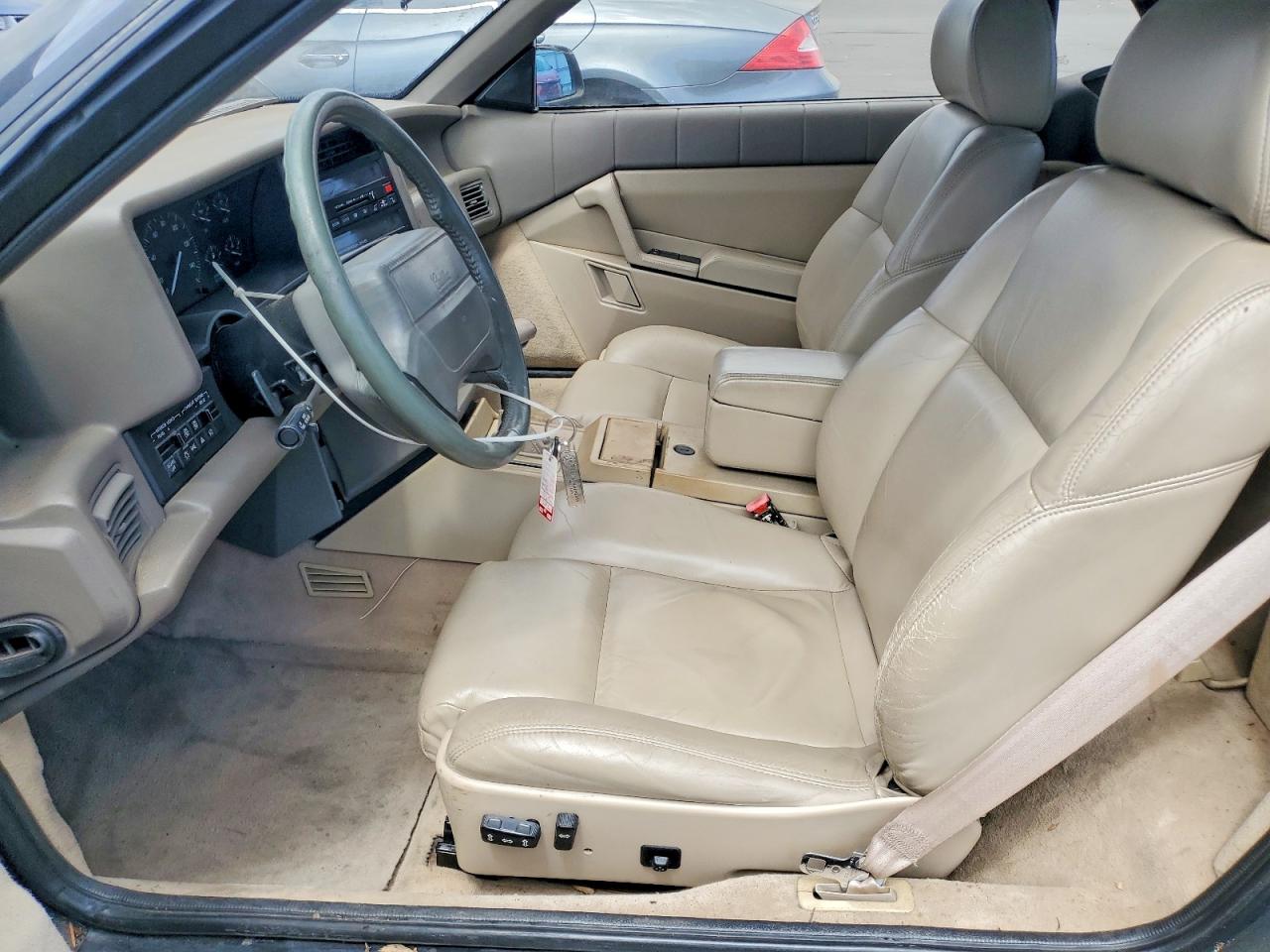 1993 Cadillac Allante Green vin: 1G6VS3398PU129105