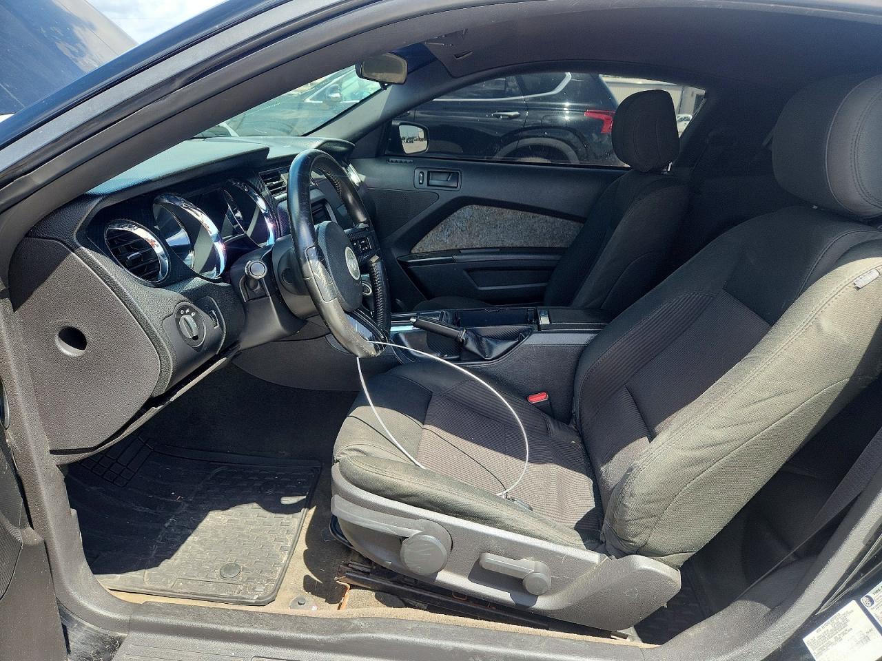 2014 Ford Mustang Black vin: 1ZVBP8AM8E5326334
