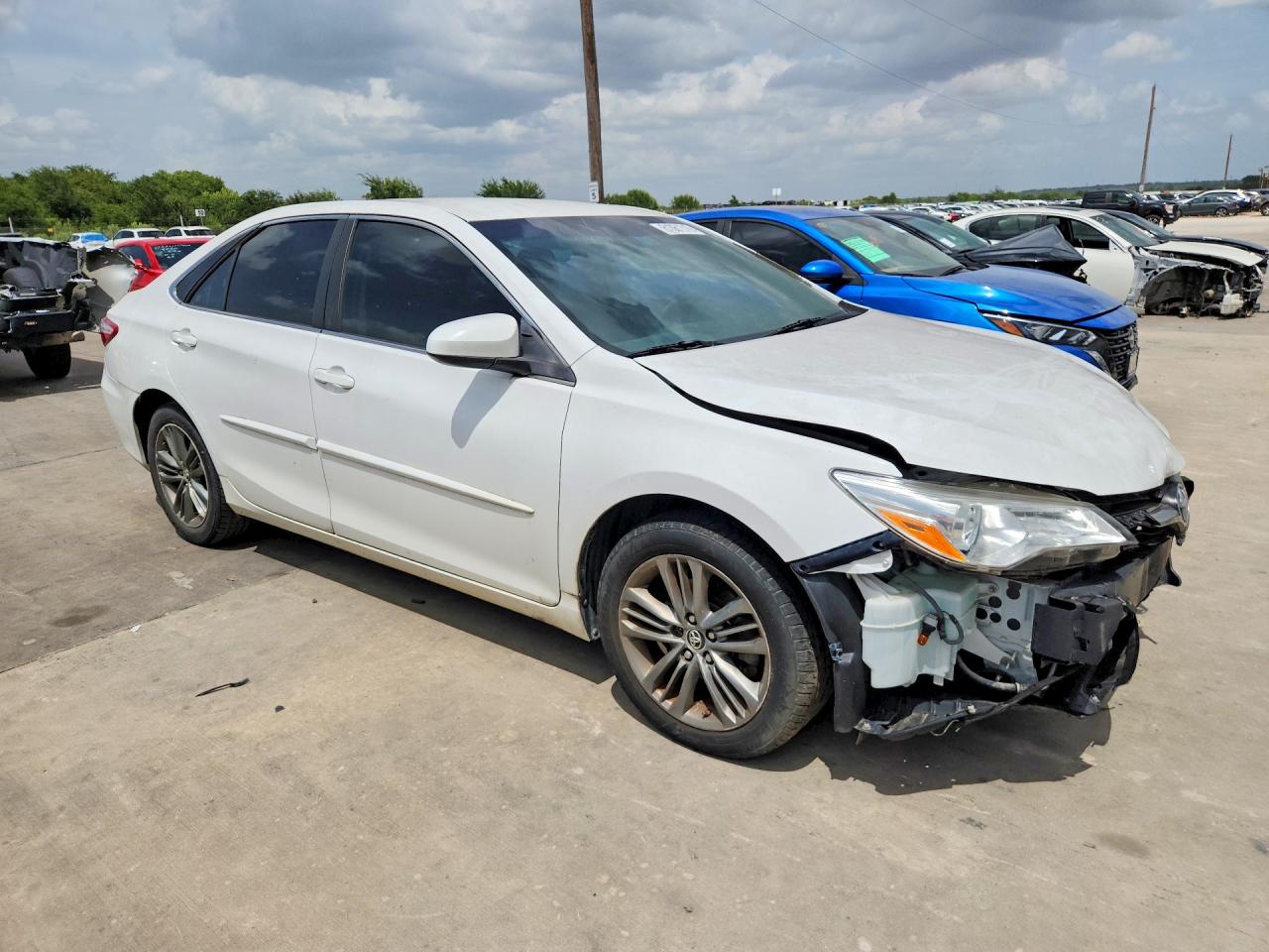 2015 Toyota Camry Se White vin: 4T1BF1FK6FU006811
