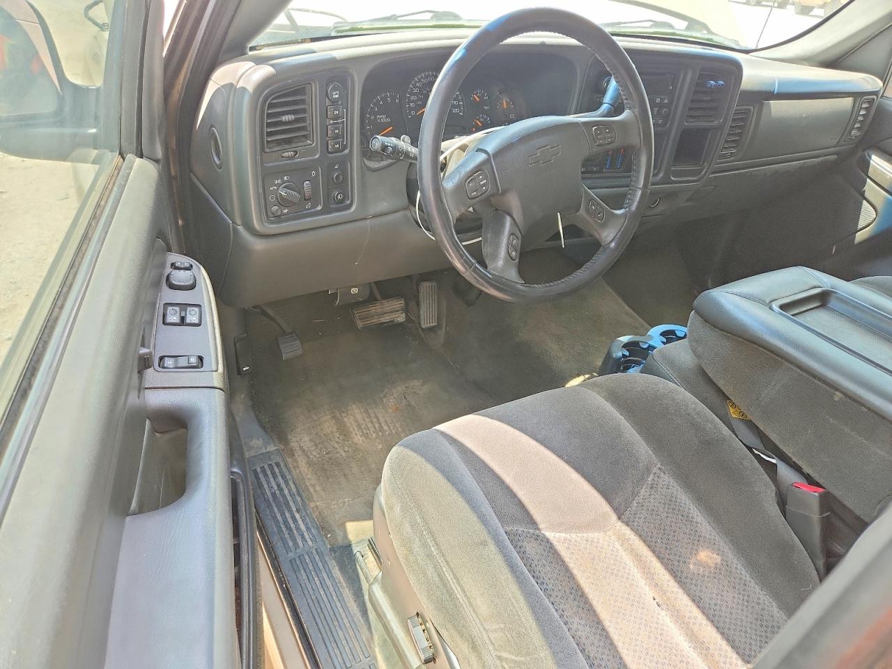 2005 Chevrolet Silverado K1500 Tan vin: 1GCEK19Z15Z279873