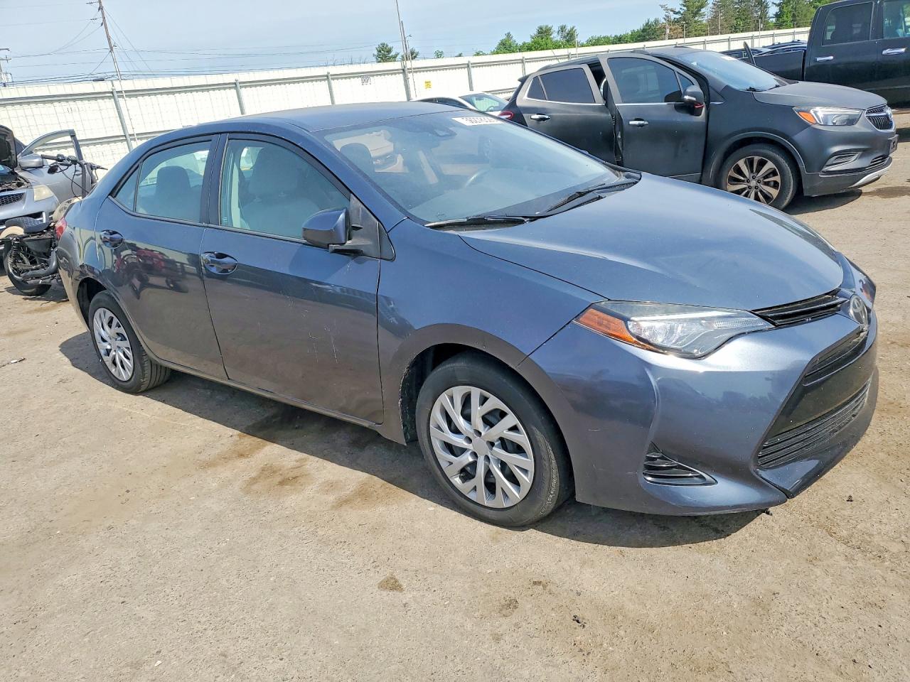 2017 Toyota Corolla Le Blue vin: 5YFBURHE8HP593769