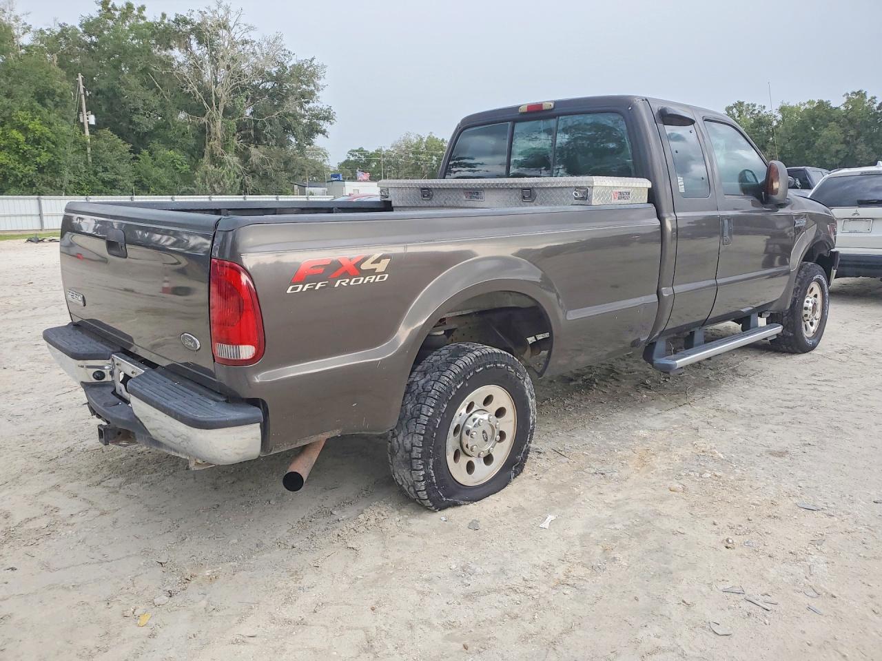 2005 Ford F250 Super Duty Gray vin: 1FTSX21Y05EC13738