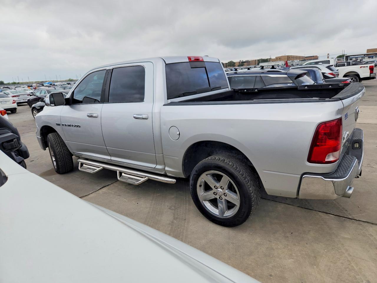 2011 Dodge Ram 1500 Silver vin: 1D7RV1CTXBS553661