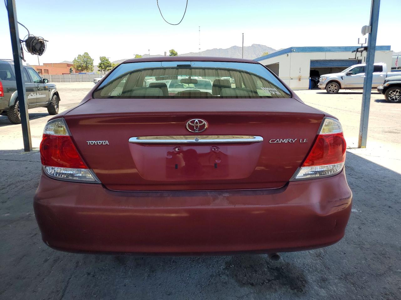 2005 Toyota Camry Le Темно-бордовый vin: 4T1BE32K85U062980