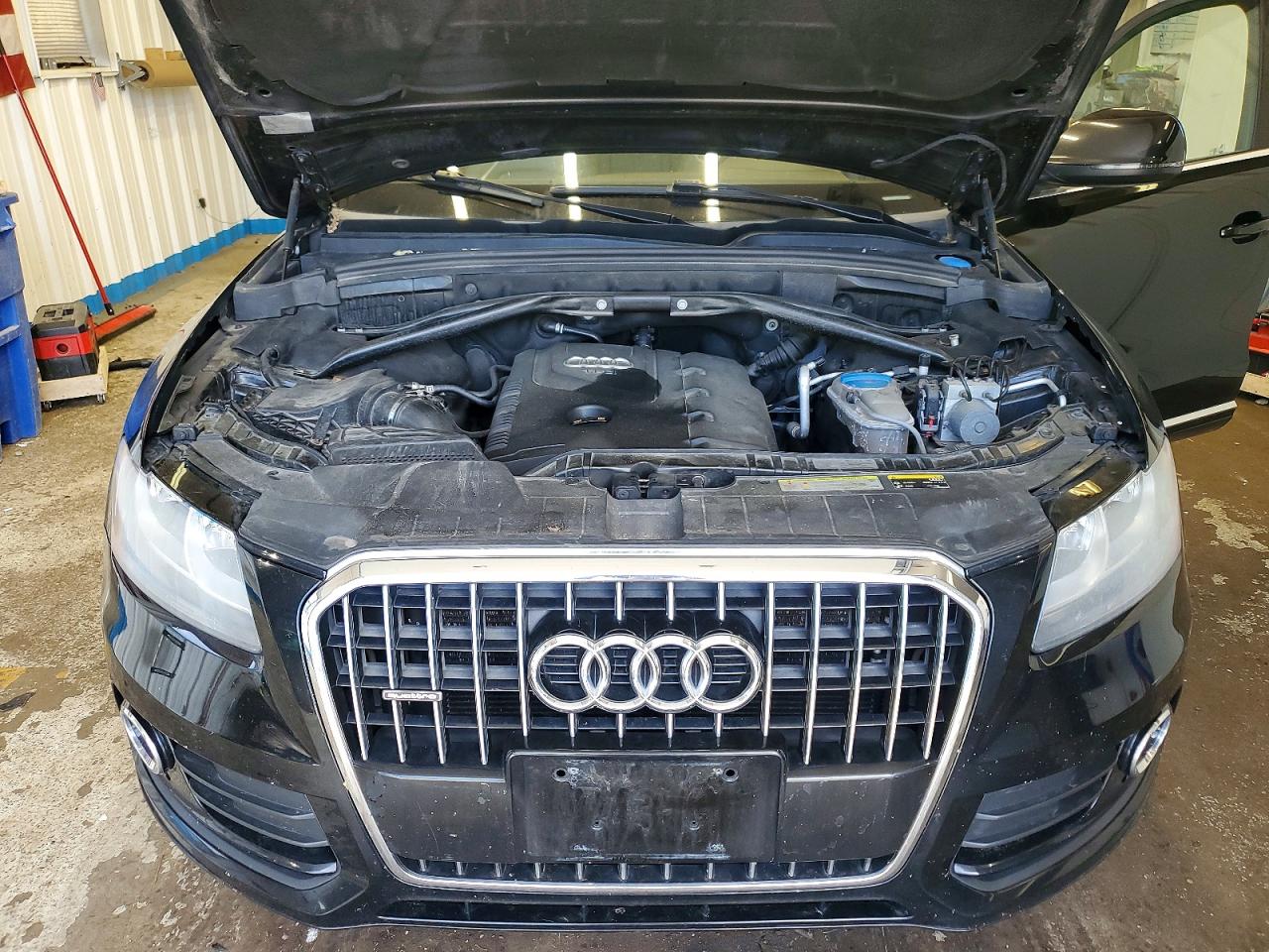 2013 Audi Q5 Premium Black vin: WA1CFBFPXDA051110