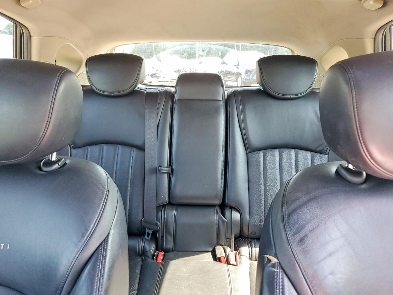 2011 Infiniti Ex35 Base Silver vin: JN1AJ0HR6BM850749