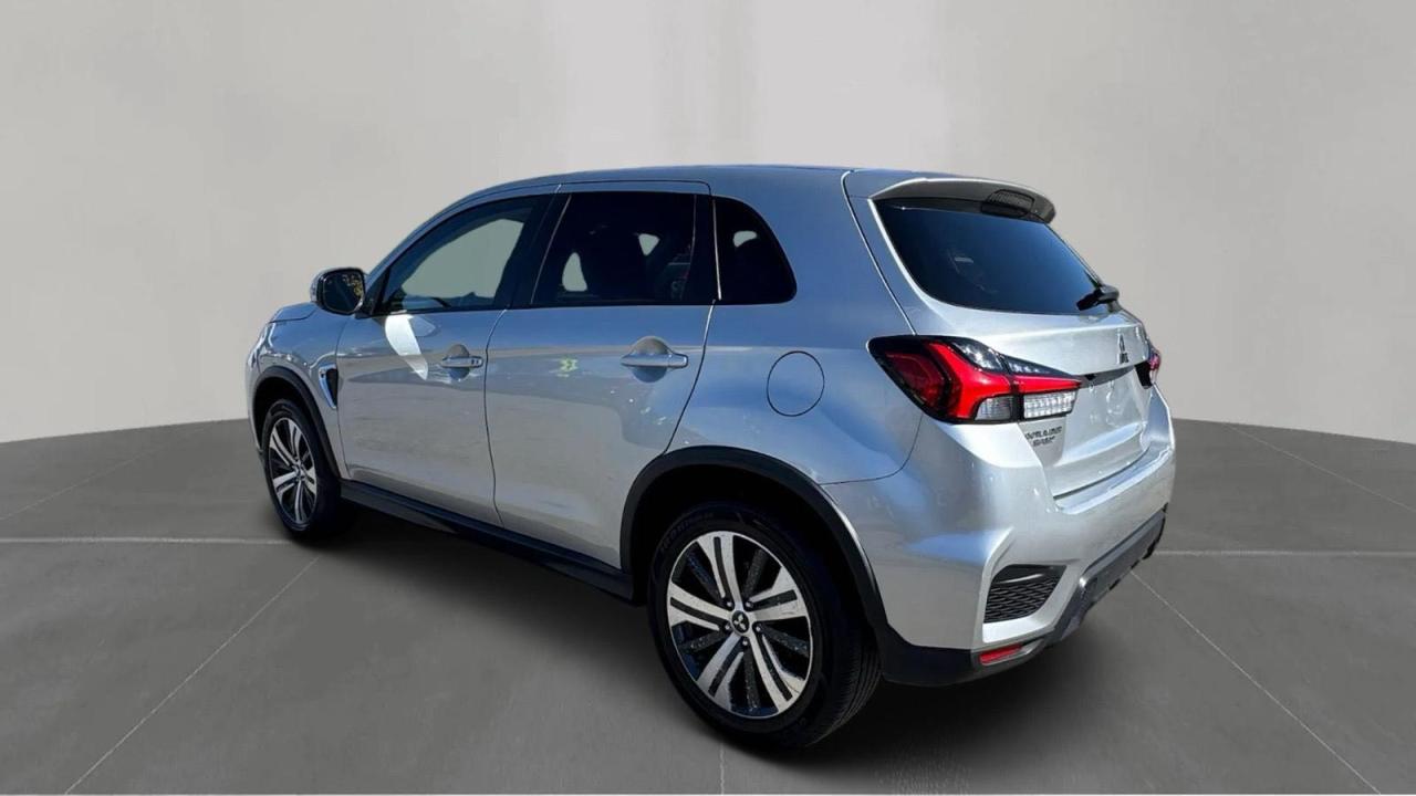 2022 Mitsubishi Outlander Sport Es Серый vin: JA4ARUAU0NU007155