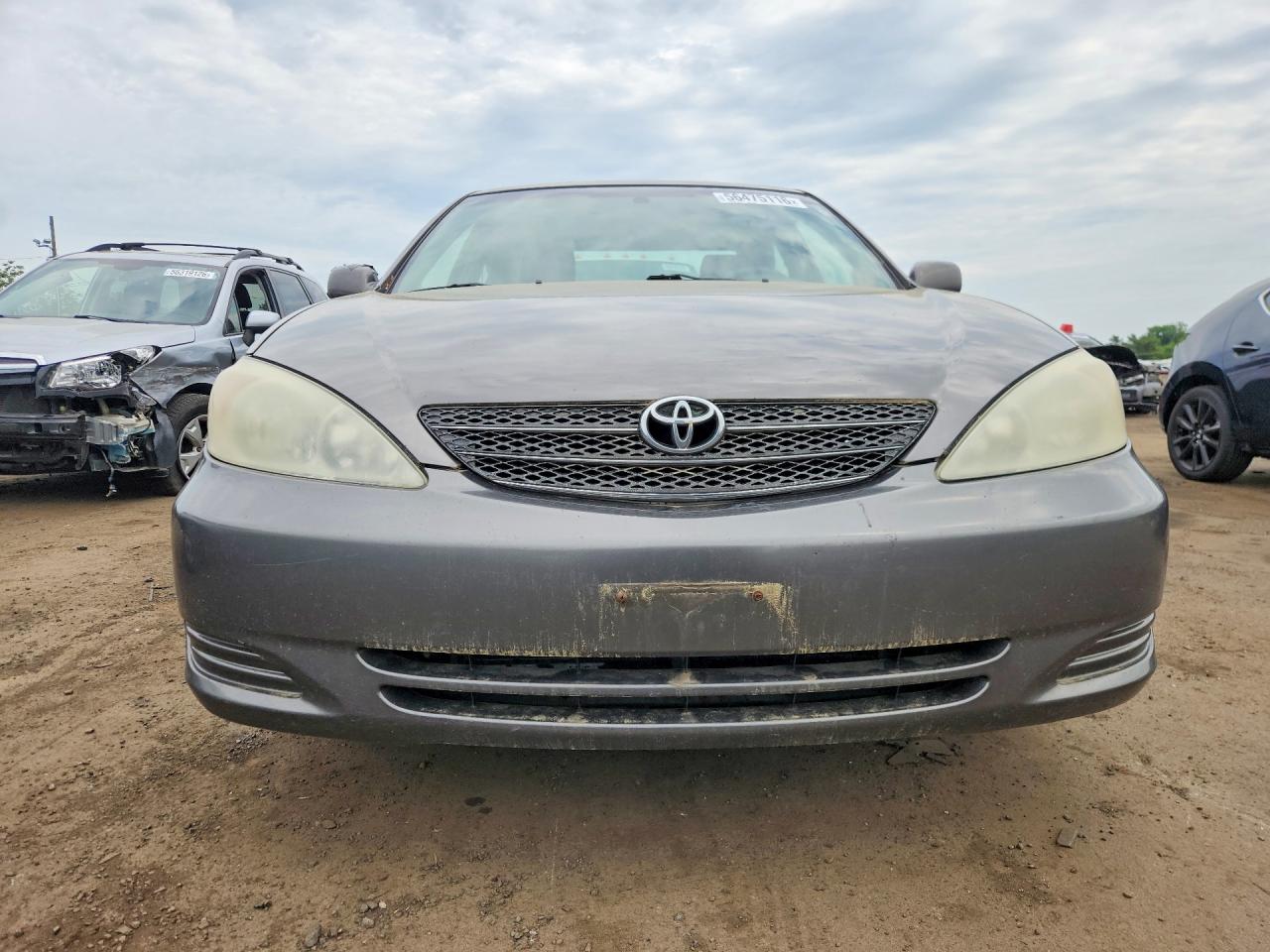2002 Toyota Camry Xle V6 Gray vin: 4T1BF30K52U513679