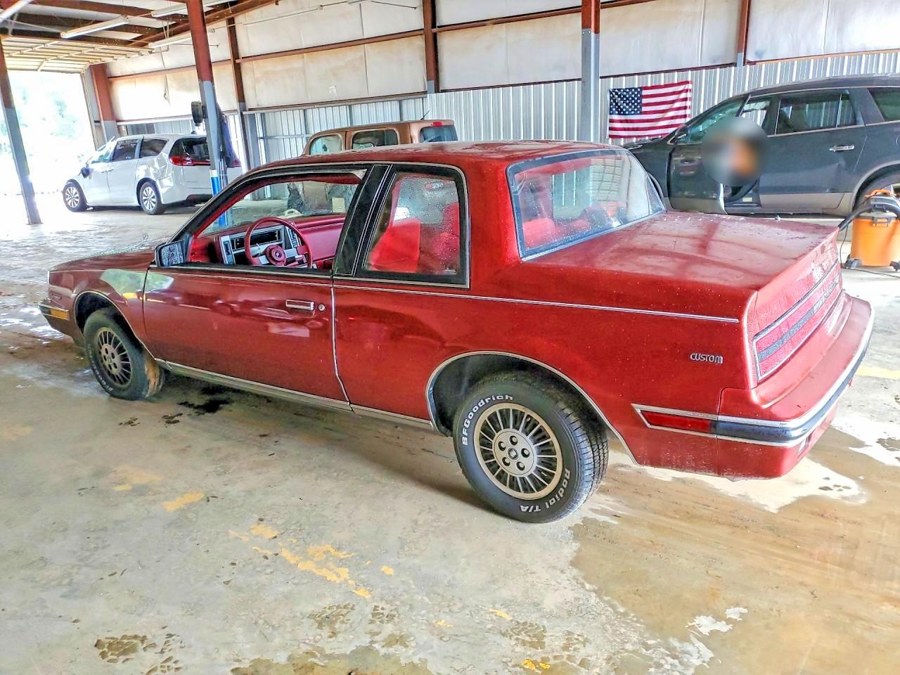 1986 Buick Somerset Custom Red vin: 1G4NJ27L0GM144242