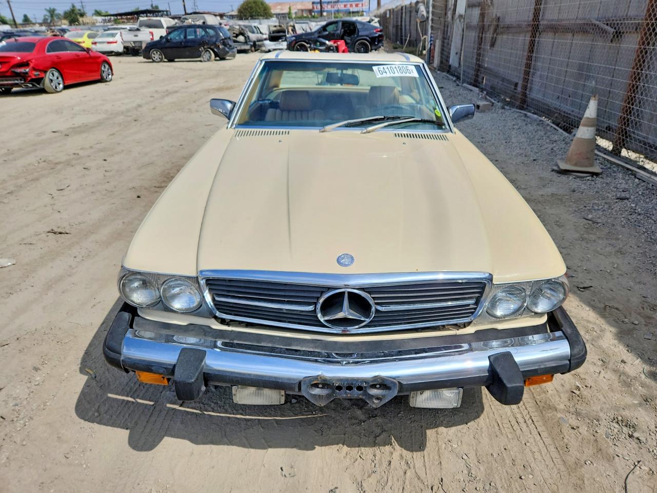 1981 Mercedes-benz 380 Sl Beige vin: WDBBA45AXBB001578