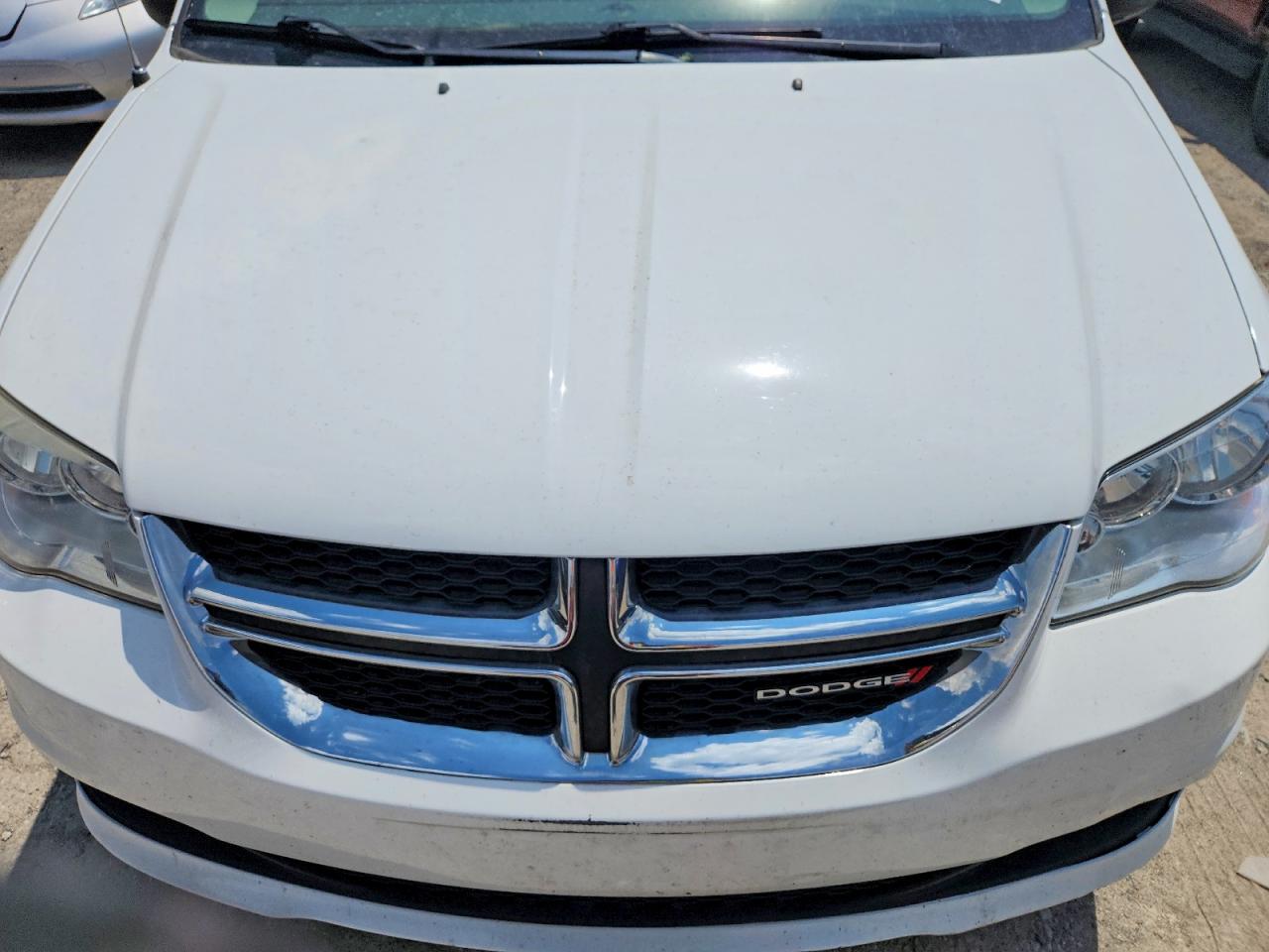 2015 Dodge Grand Caravan Se White vin: 2C4RDGBG0FR568746