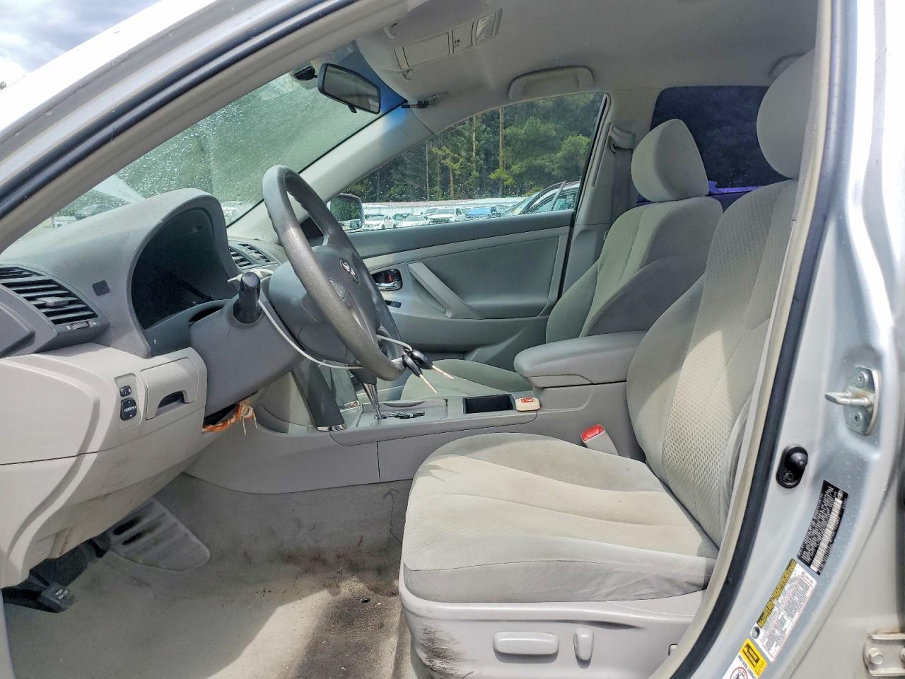 2007 Toyota Camry Le Silver vin: 4T1BE46K87U652745