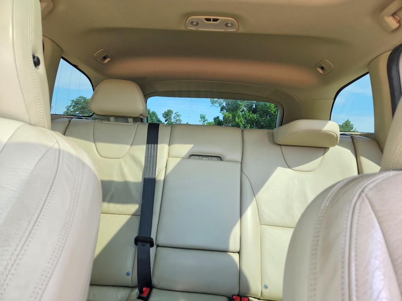 2014 Volvo Xc60 3.2 White vin: YV4952DL8E2507732