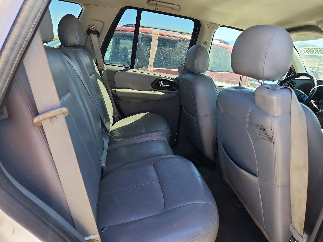 2008 Chevrolet Trailblazer Ls White vin: 1GNDS13S882133465