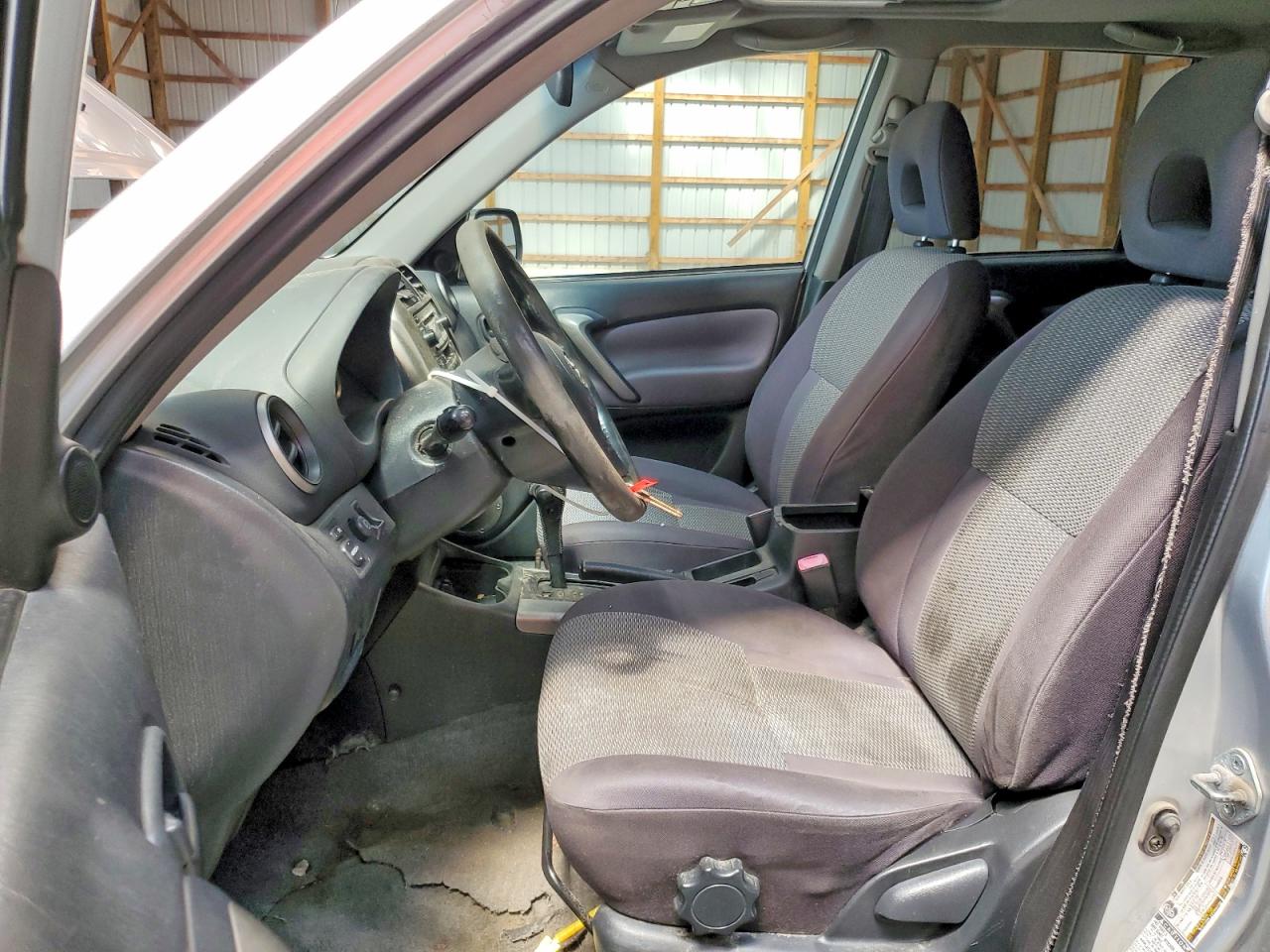 2004 Toyota Rav4 Base Silver vin: JTEHD20V246001227