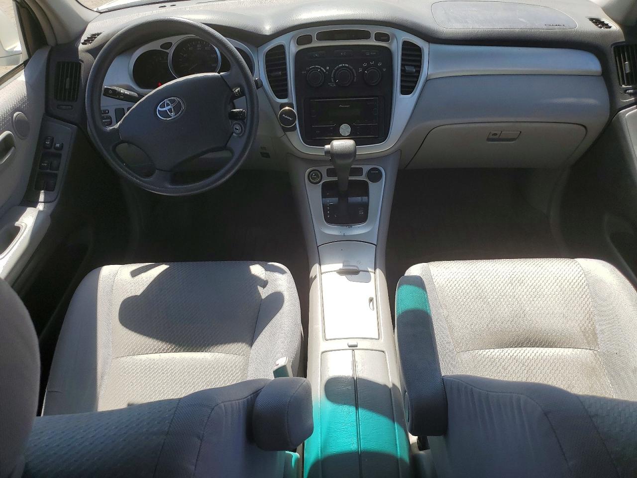2005 Toyota Highlander Limited Silver vin: JTEGP21A650073888