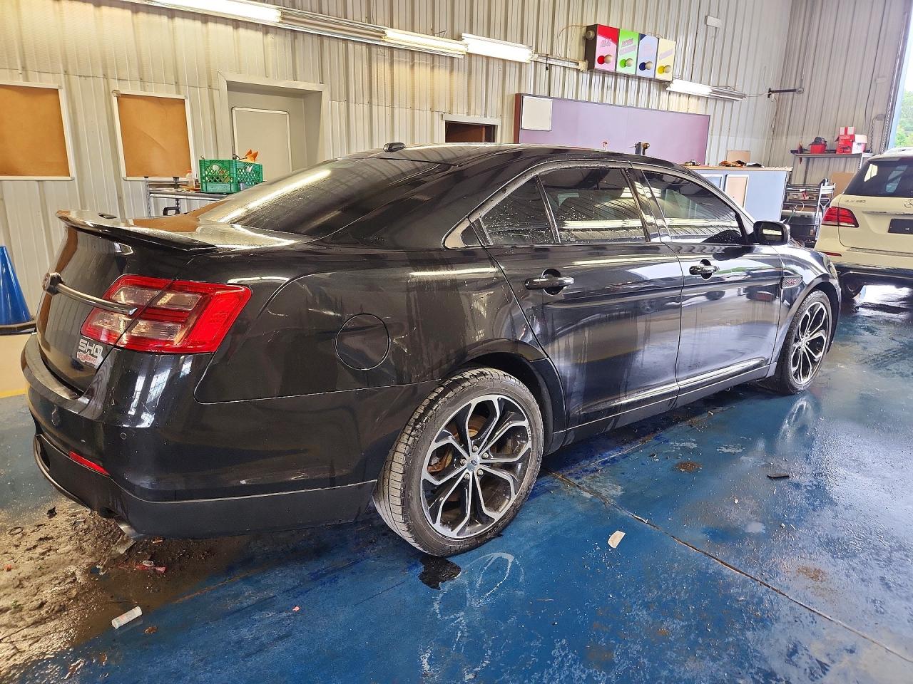 2014 Ford Taurus Sho Black vin: 1FAHP2KT9EG109739