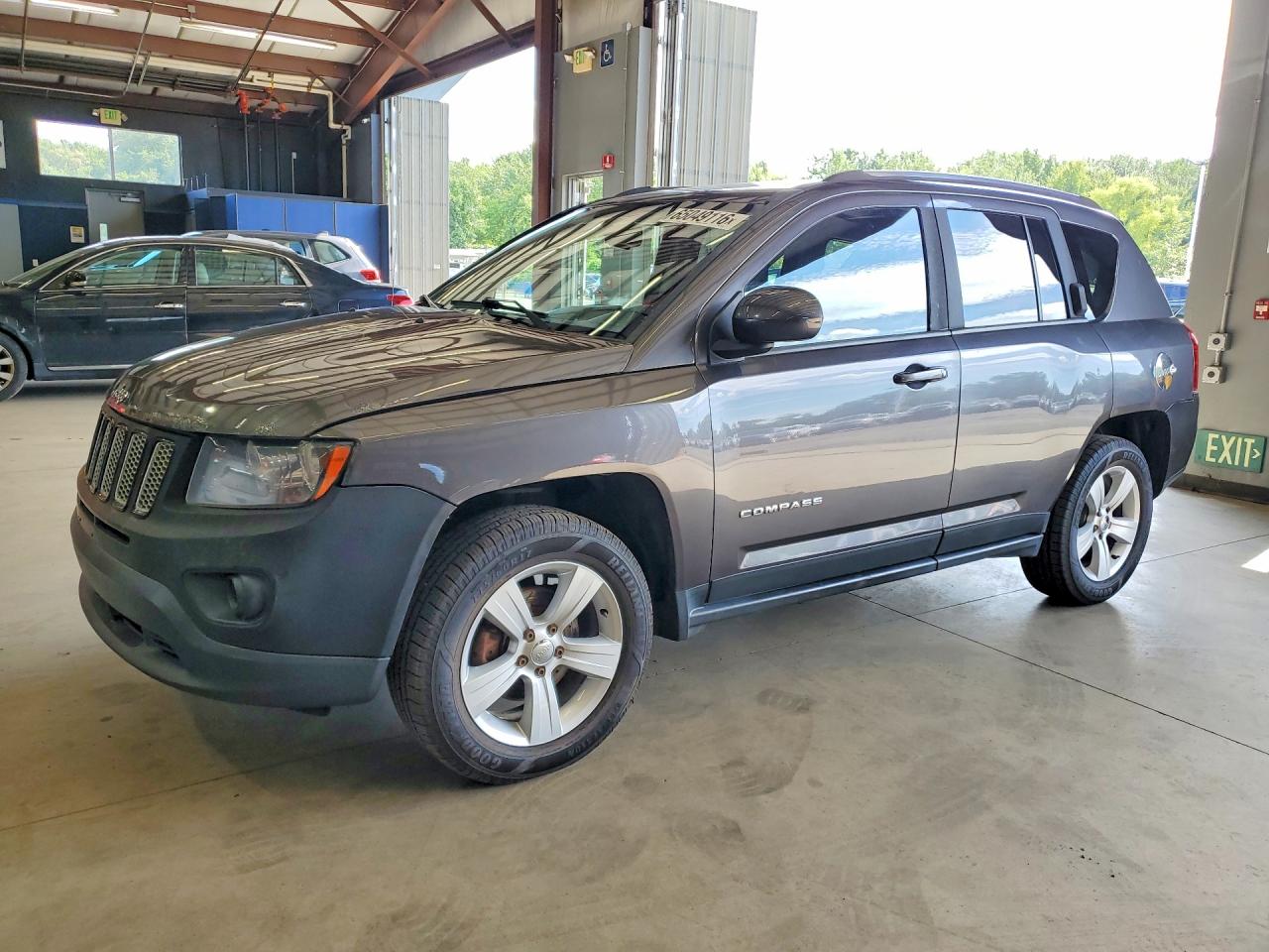 2015 Jeep Compass Latitude Серый vin: 1C4NJDEB2FD163190