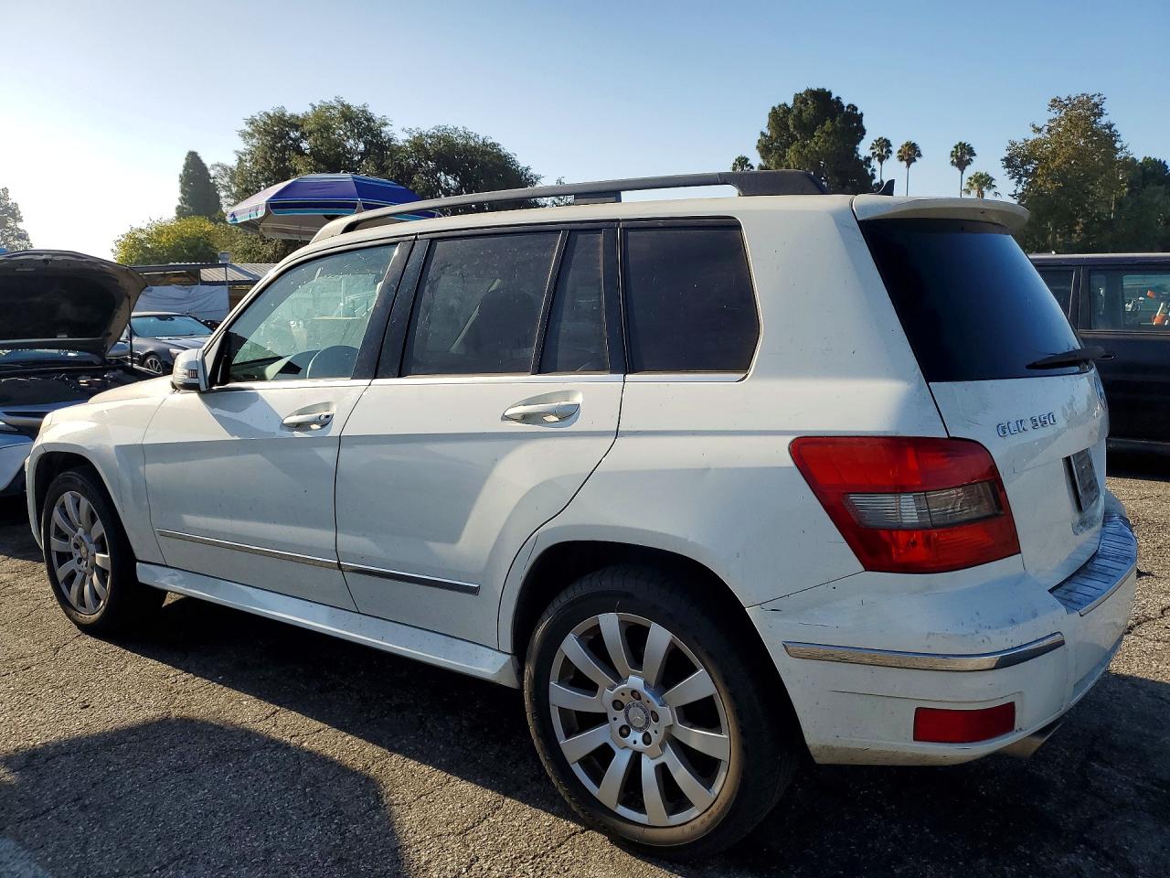 2010 Mercedes-benz Glk 350 White vin: WDCGG5GB3AF484219