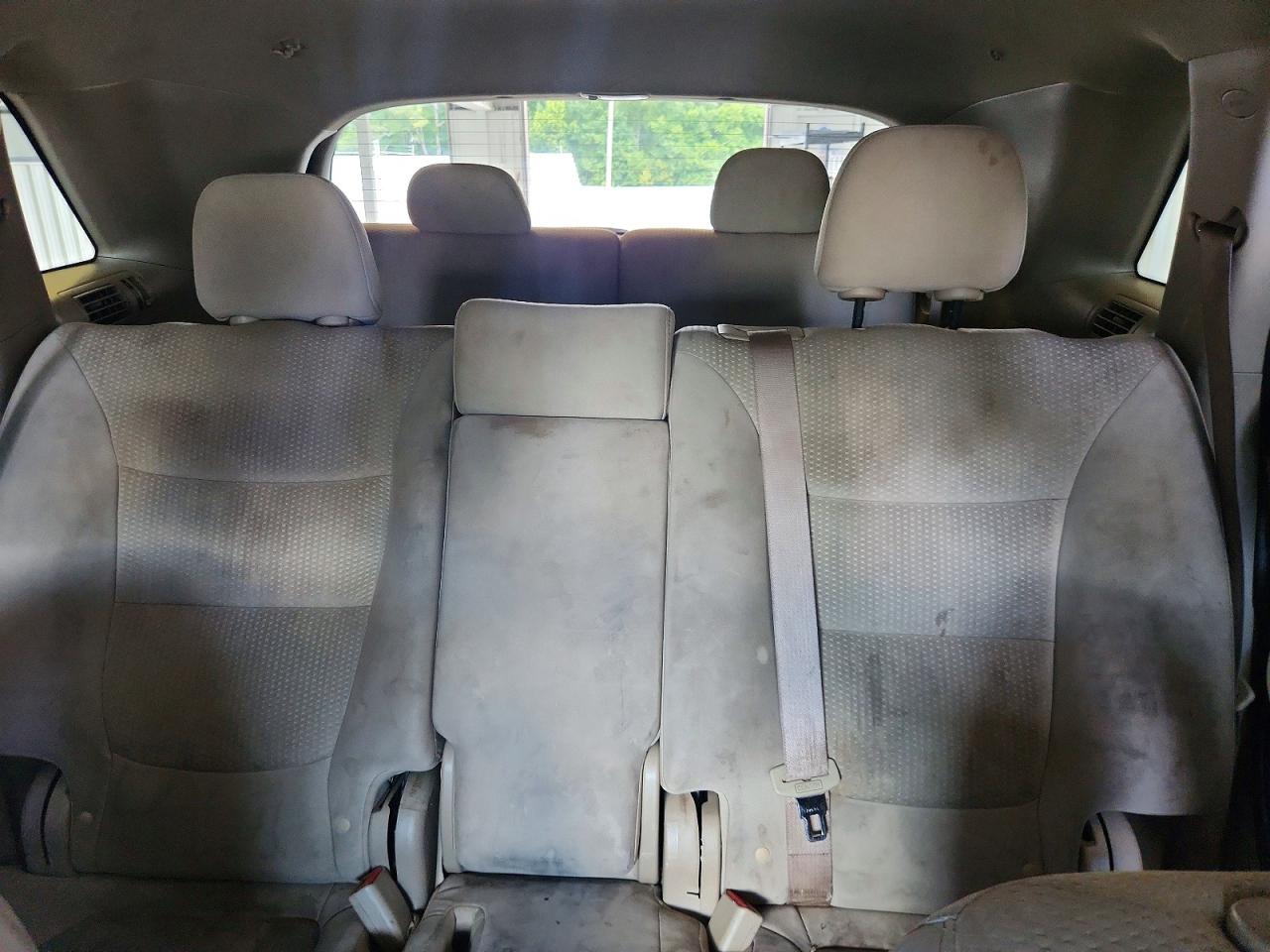 2011 Kia Sorento Lx Темно-бордовый vin: 5XYKT4A27BG091174