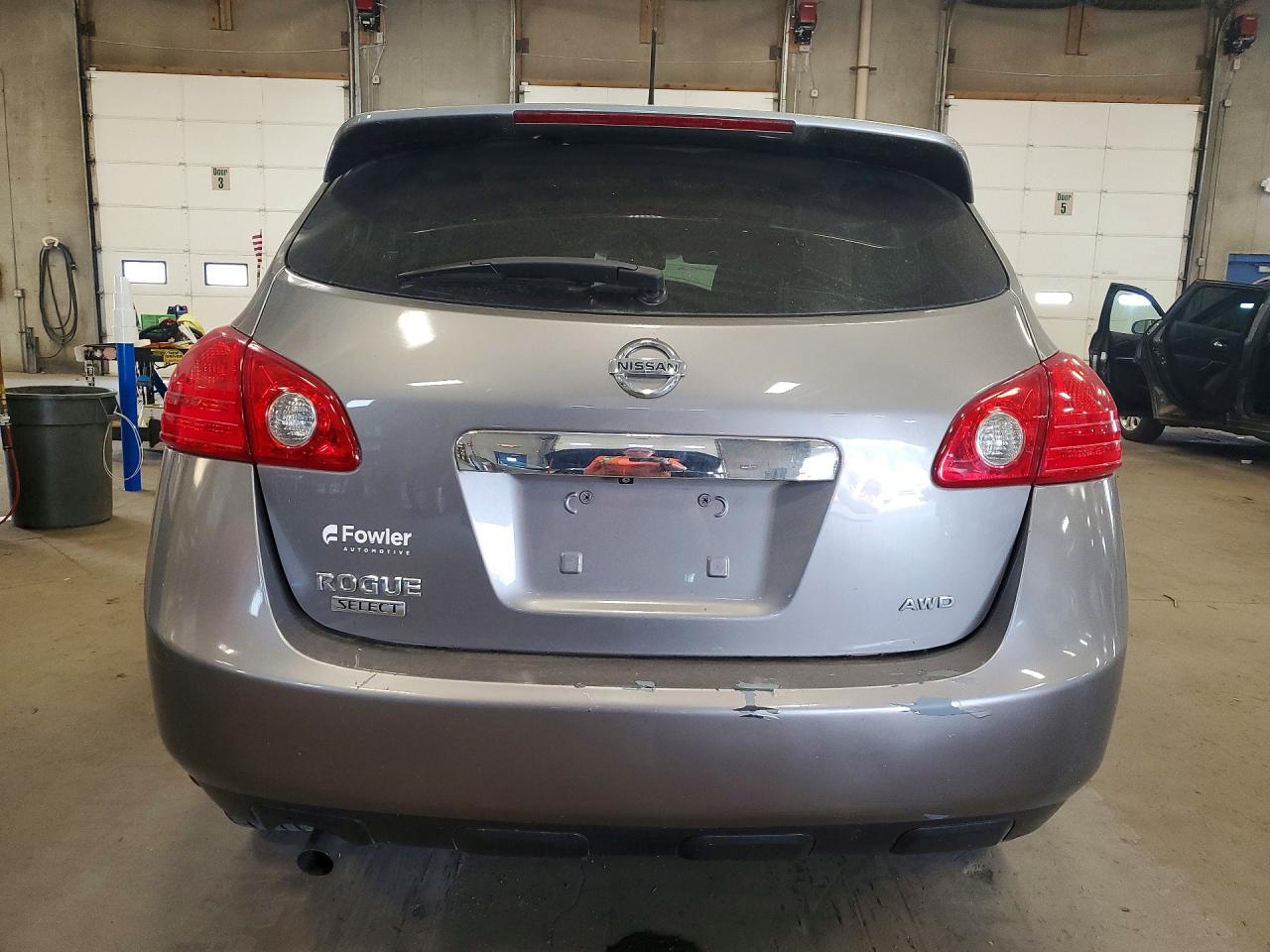2015 Nissan Rogue Select S Gray vin: JN8AS5MV8FW262280