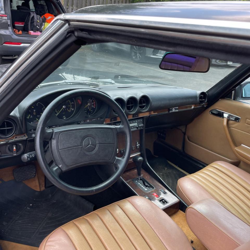 1988 Mercedes-benz 560 Sl Черный vin: WDBBA48D5JA084797
