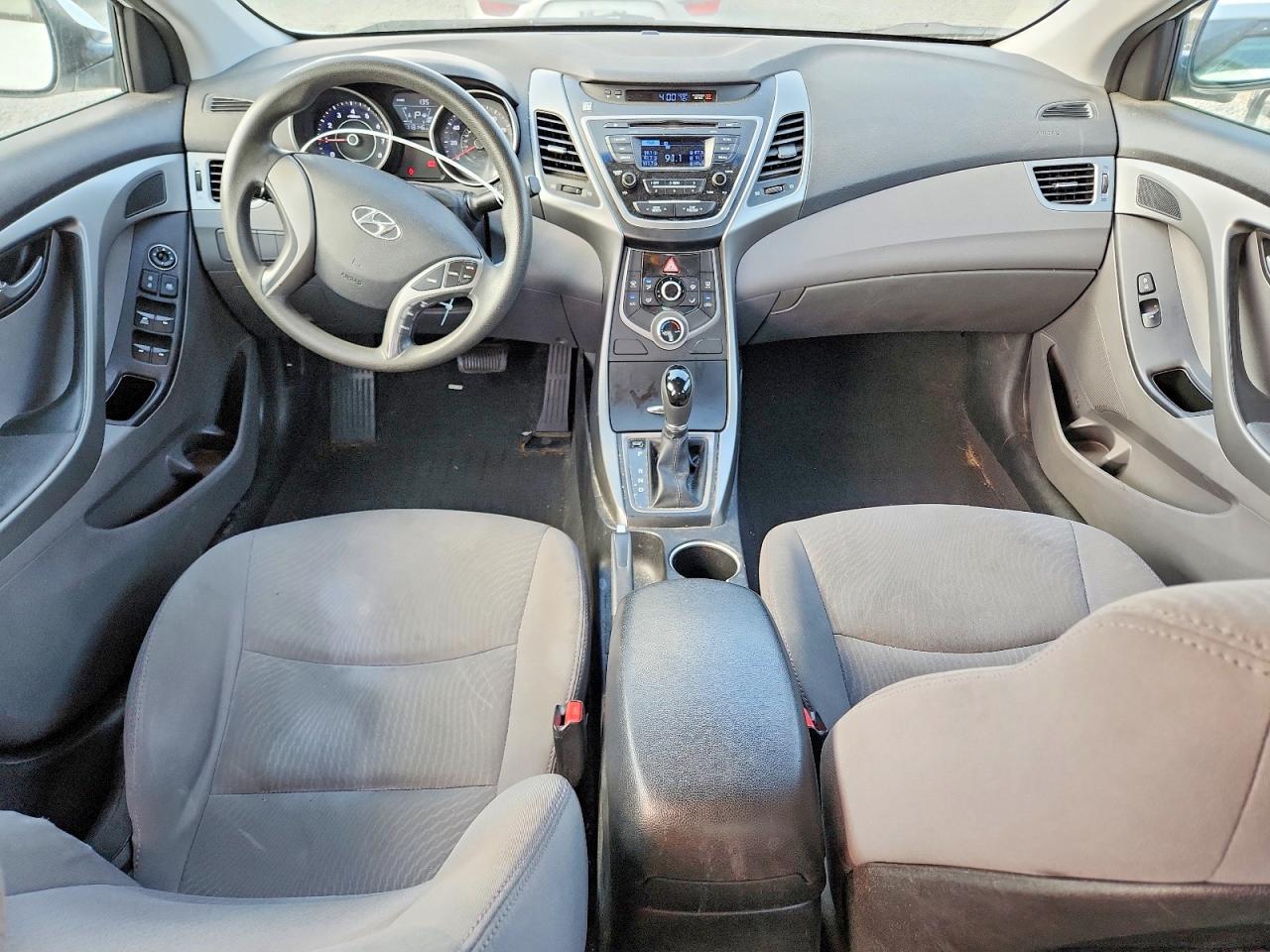 2015 Hyundai Elantra Se Белый vin: 5NPDH4AE5FH573404