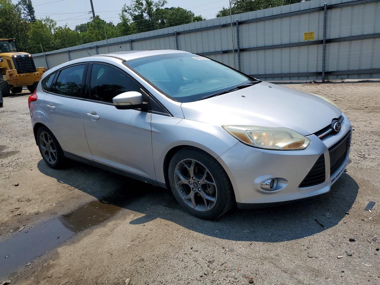 2013 Ford Focus Se Серебряный vin: 1FADP3K20DL247543
