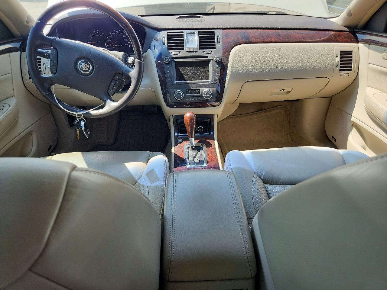 2011 Cadillac Dts Premium Collection Белый vin: 1G6KH5E69BU118932