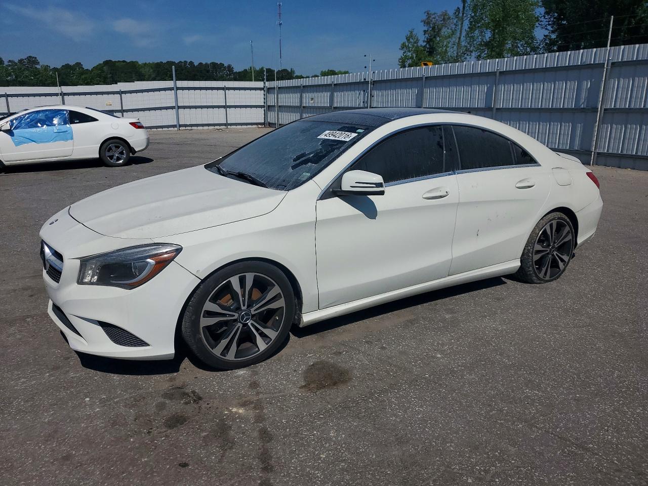 2014 Mercedes-benz Cla 250 White vin: WDDSJ4EB3EN143855