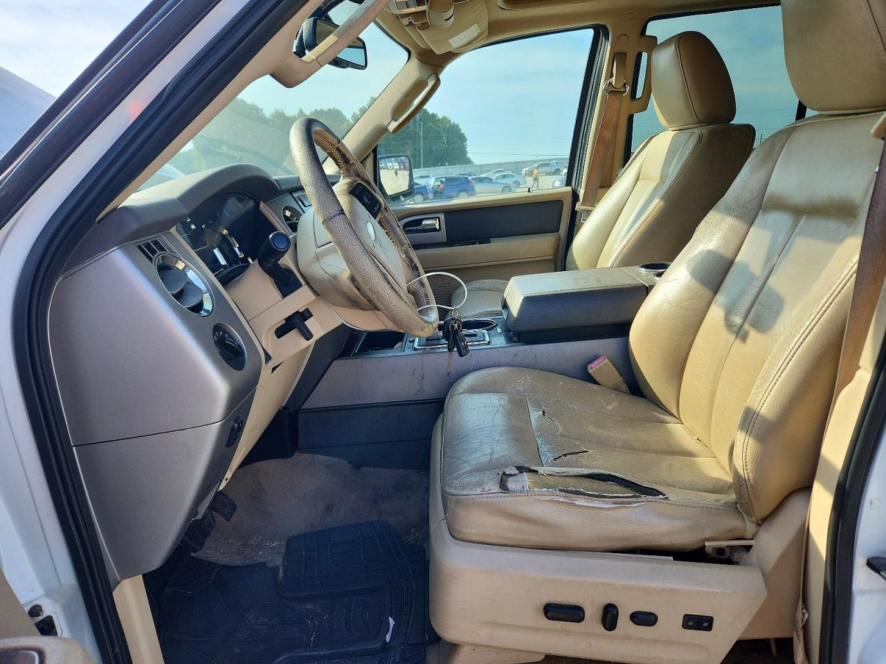 2011 Ford Expedition El Xlt White vin: 1FMJK1H50BEF39305