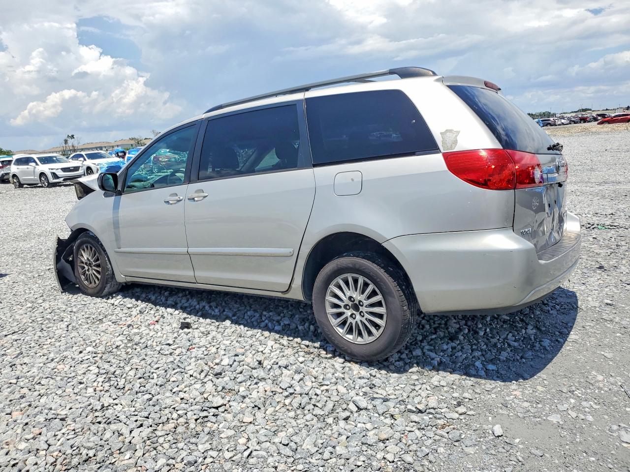 2006 Toyota Sienna Le 7 Passenger Серебряный vin: 5TDZA23C96S454114