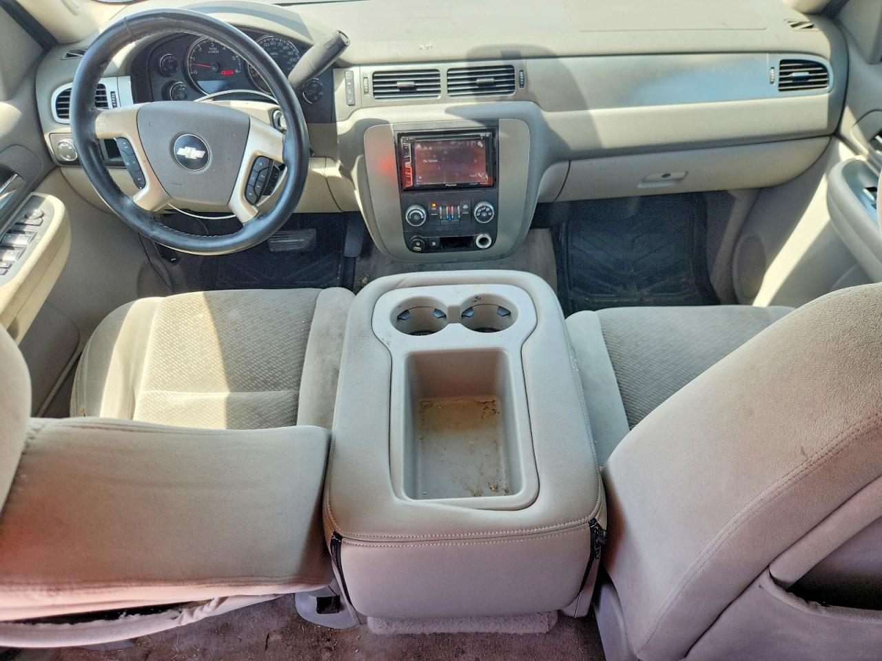 2007 Chevrolet Tahoe C1500 White vin: 1GNFC130X7J237514