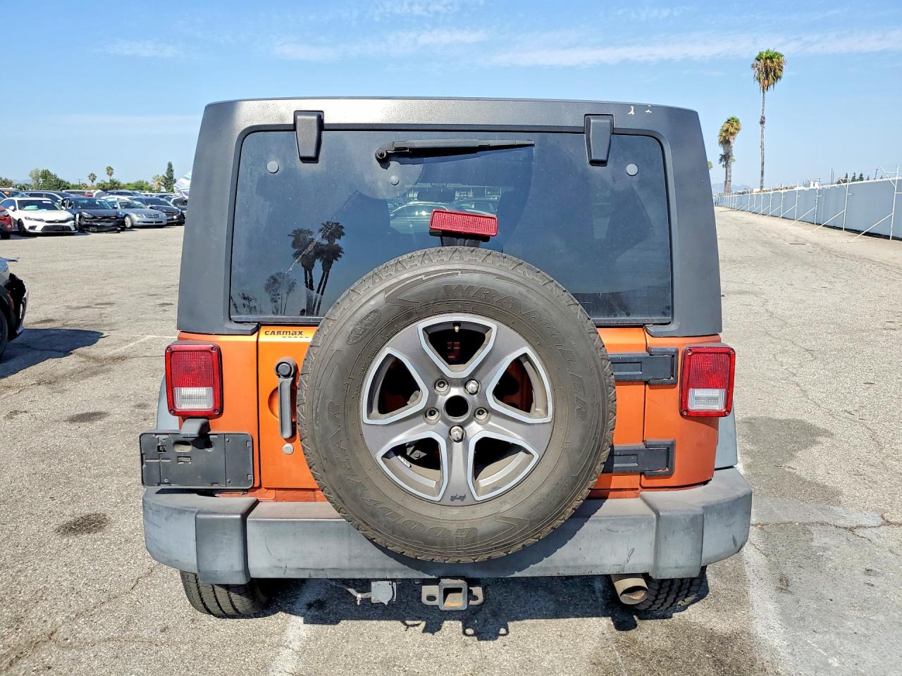 2011 Jeep Wrangler Unlimited Sport Оранжевый vin: 1J4HA3H13BL520624