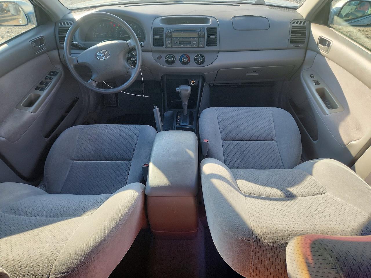 2003 Toyota Camry Le Silver vin: 4T1BE30K03U750276
