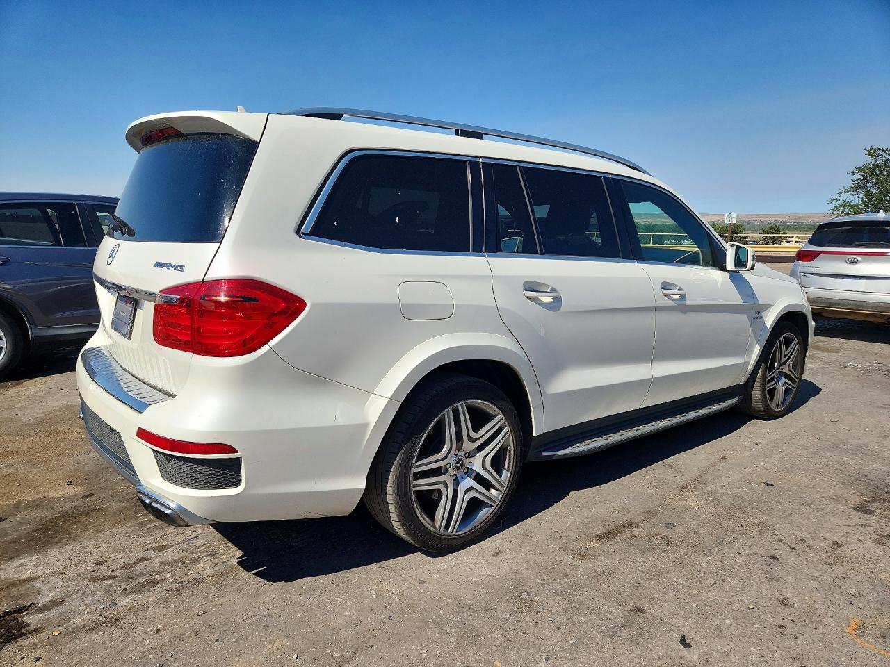 2014 Mercedes-benz Gl 63 Amg White vin: 4JGDF7EE4EA271668