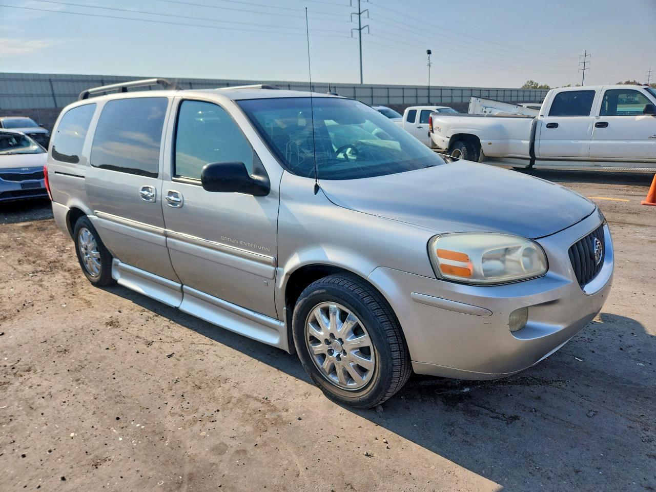 2007 Buick Terraza Incomplete Серебряный vin: 4GLDV13W77D212453