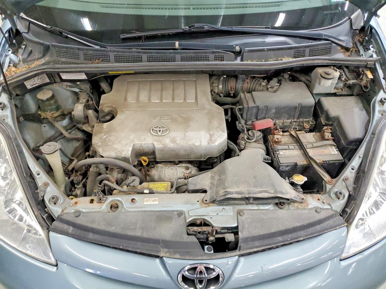 2007 Toyota Sienna Le Blue vin: 5TDBK23C47S002278