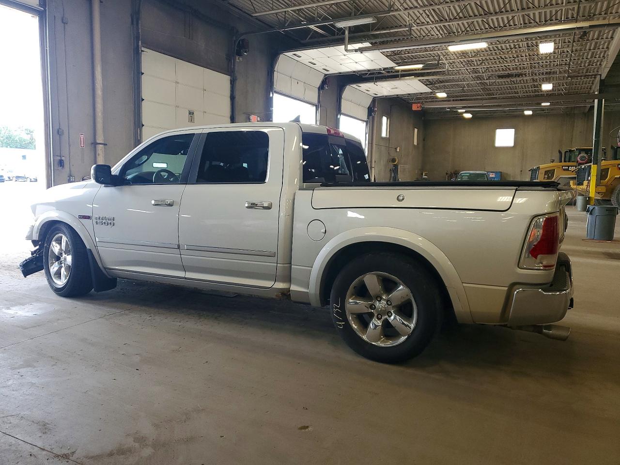2015 Ram 1500 Longhorn Silver vin: 1C6RR7PM2FS505377