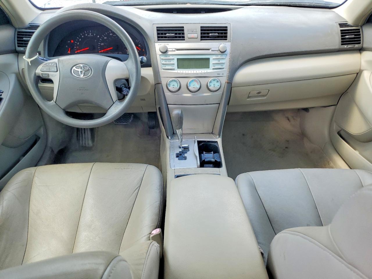 2007 Toyota Camry Le Белый vin: JTNBE46K173068421