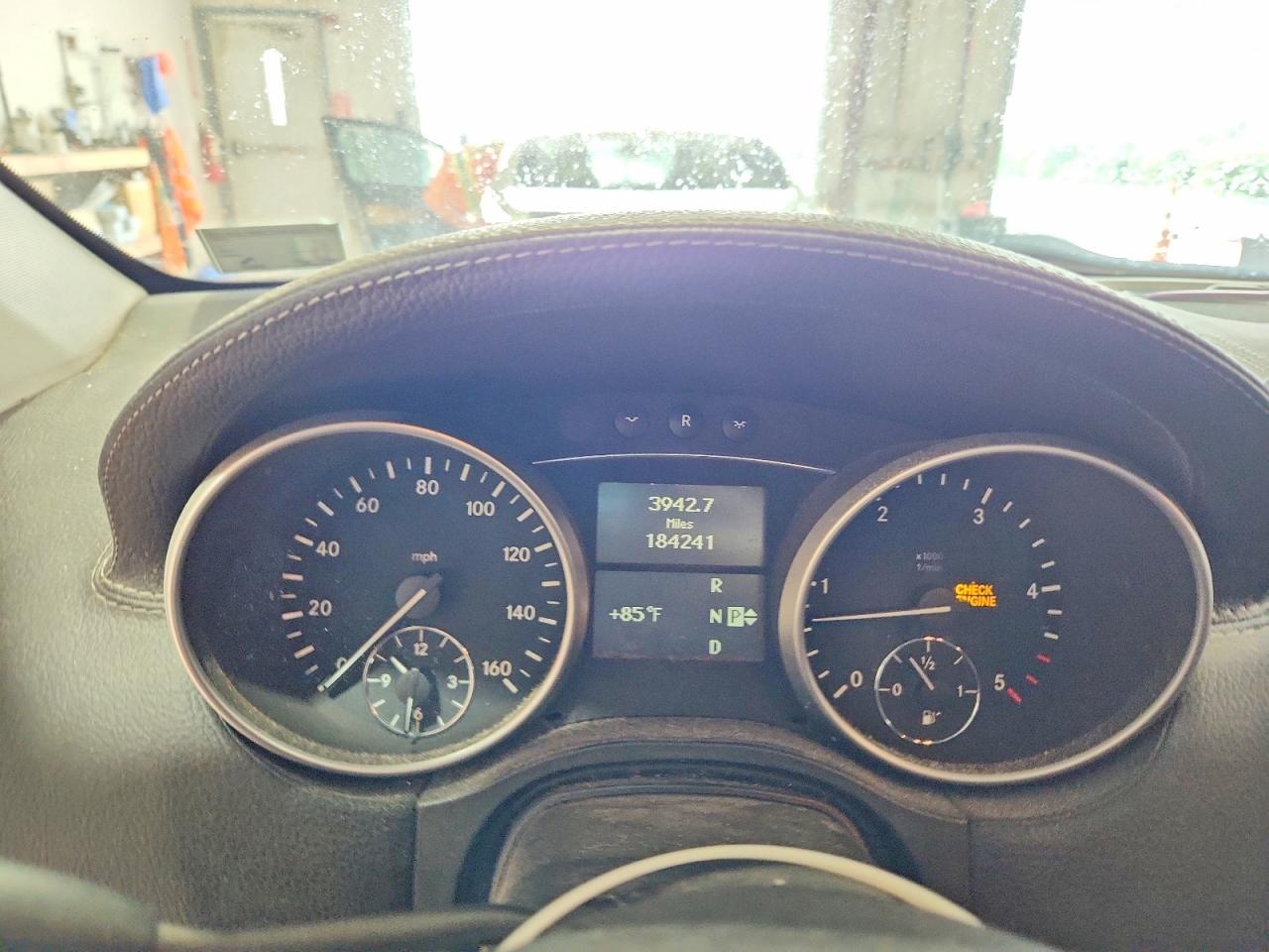 2009 Mercedes-benz Gl Black vin: 4JGBF25E49A518218
