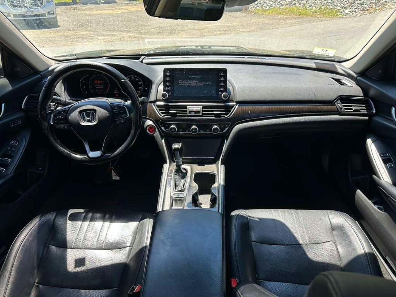 2018 Honda Accord Touring Черный vin: 1HGCV1F97JA085040
